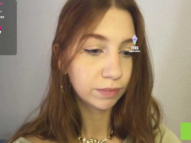 TastyVeni live cam on BongaCams