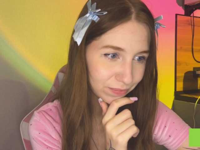 TastyVeni live cam on BongaCams