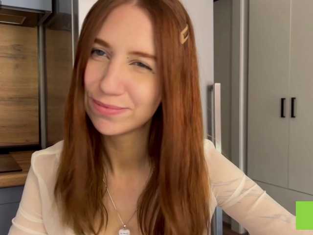 TastyVeni live cam on BongaCams