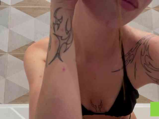 TastyVinni webcam