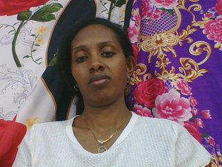 ninie1a Porn Show
