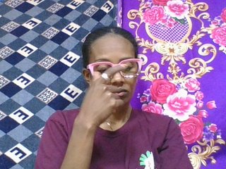ninie1a Porn Show