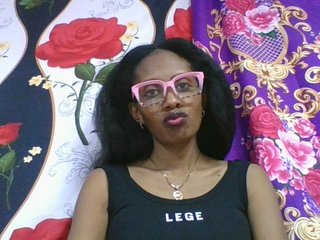 ninie1a's Live Webcam