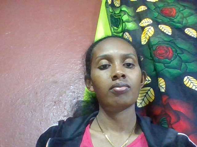 ninie1a live cam on BongaCams