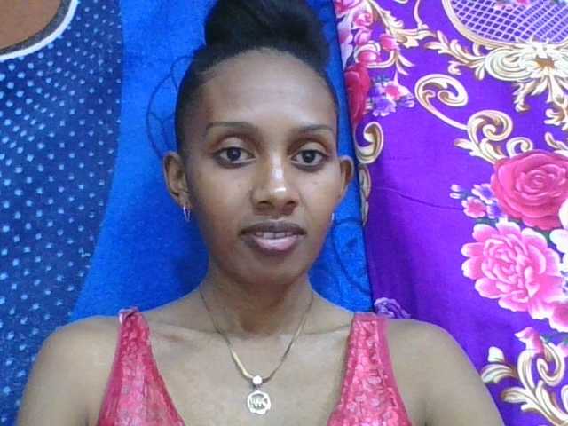 ninie1a live webcam show
