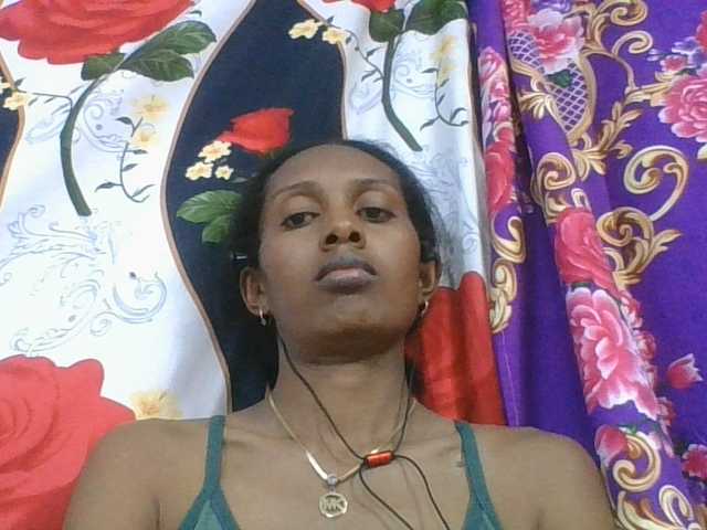 ninie1a live cam