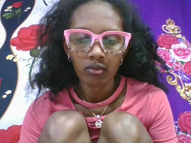 ninie1a live cam preview