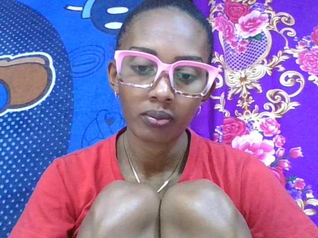 ninie1a live webcam show