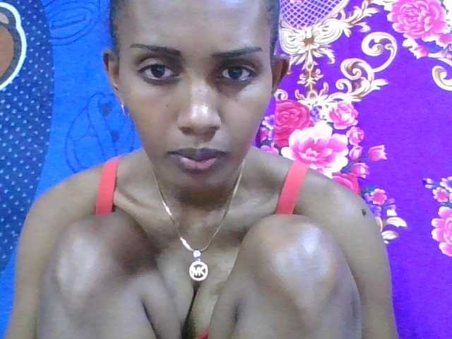 ninie1a live webcam show