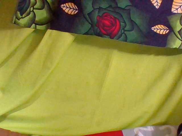 ninie1a, live now on BongaCams