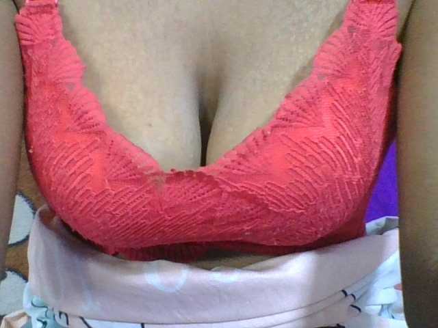 ninie1a live webcam show