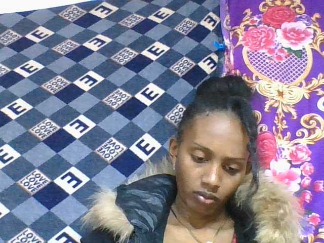 ninie1a live cam on UnifiedCams