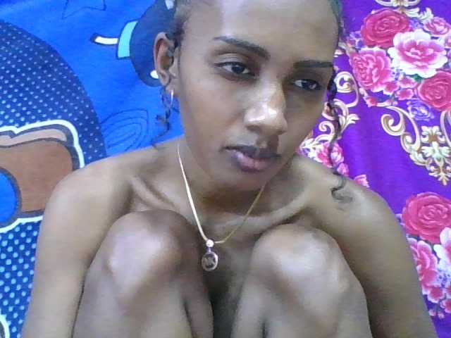ninie1a live cam