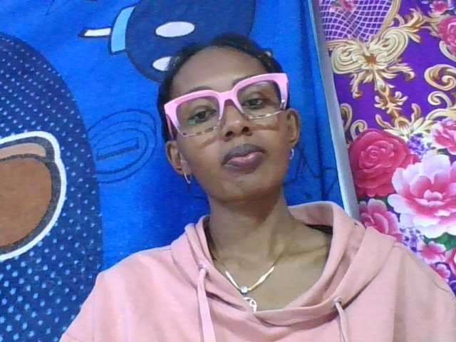 ninie1a live cam