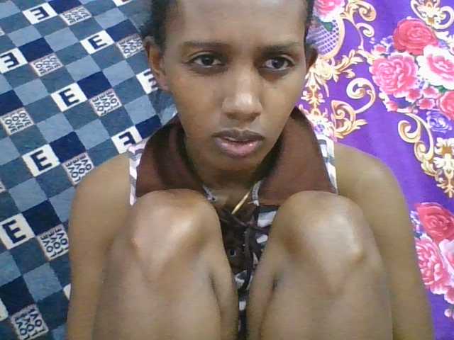 ninie1a live cam on BongaCams