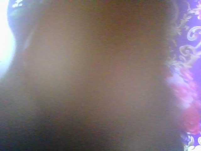 ninie1a live cam on BongaCams