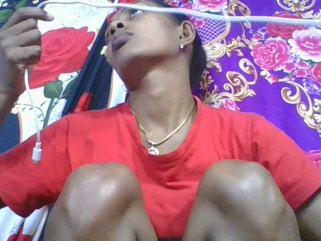 ninie1a live cam