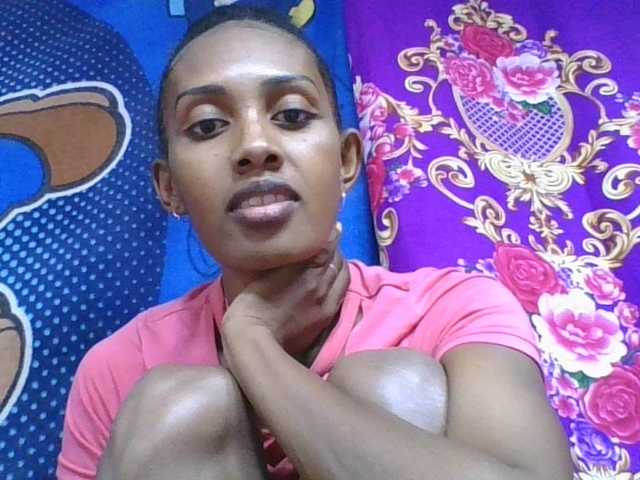 ninie1a live webcam show