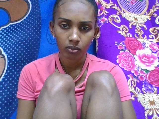 ninie1a live webcam show