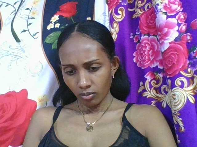 ninie1a live cam on 