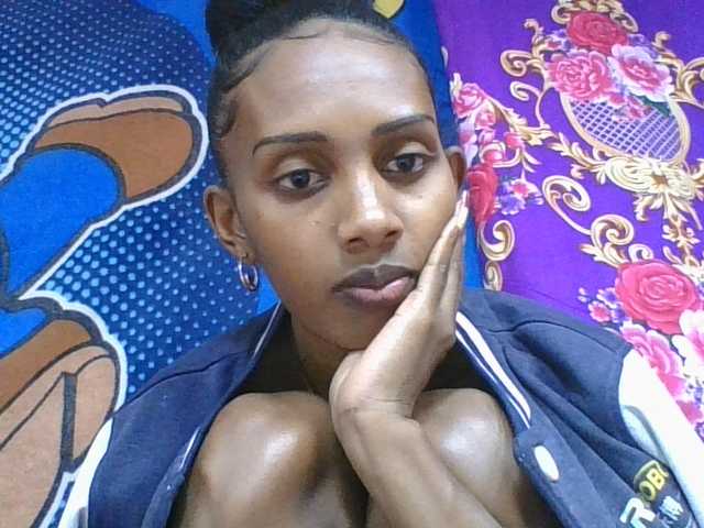 ninie1a live webcam show