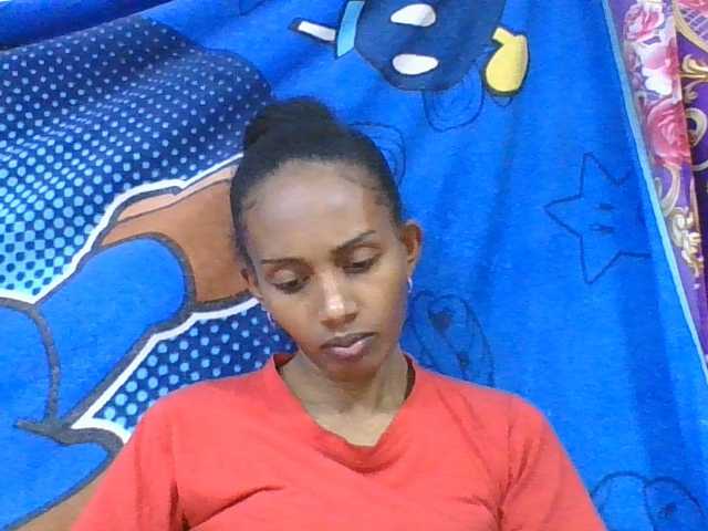 ninie1a live cam on BongaCams