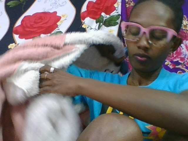 ninie1a live cam preview