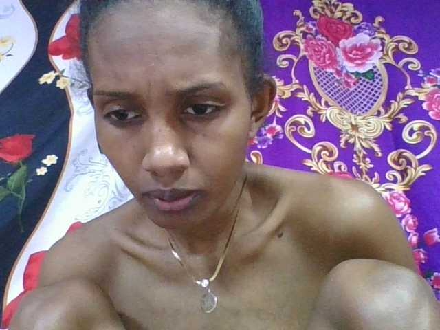 ninie1a live webcam show