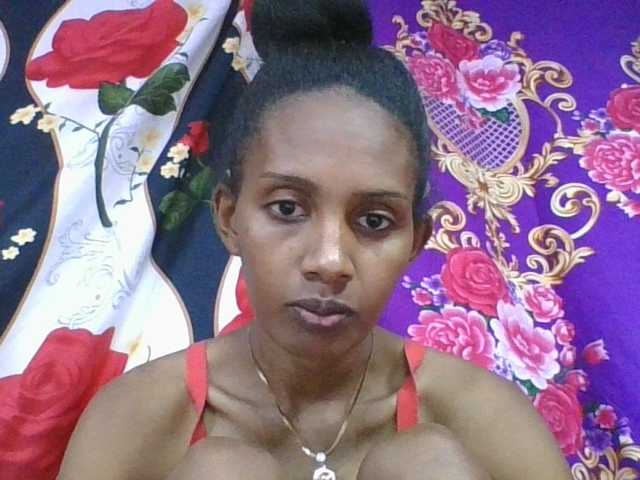 ninie1a live webcam show