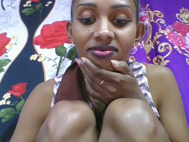 ninie1a live webcam show