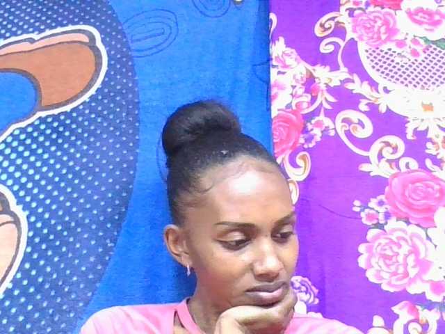 ninie1a live webcam show
