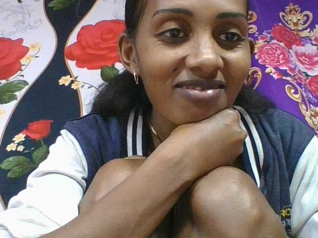 ninie1a live webcam show