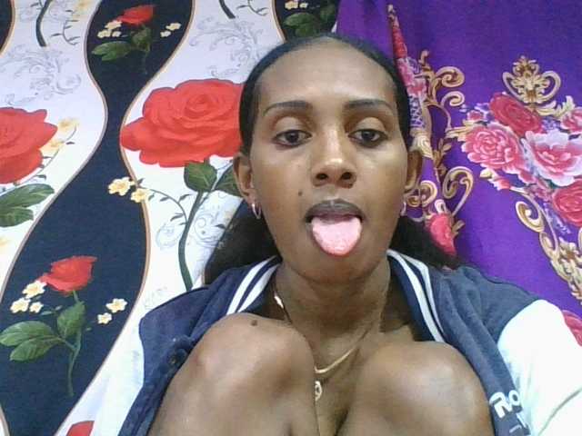 ninie1a live webcam show