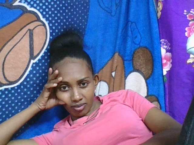 ninie1a live webcam show