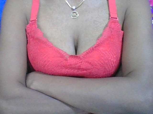 ninie1a live webcam show