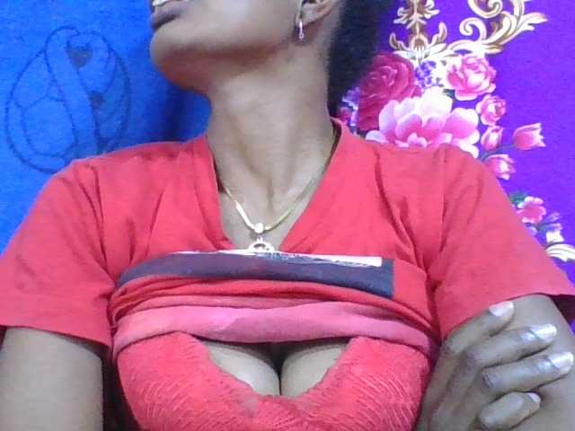 ninie1a live webcam show
