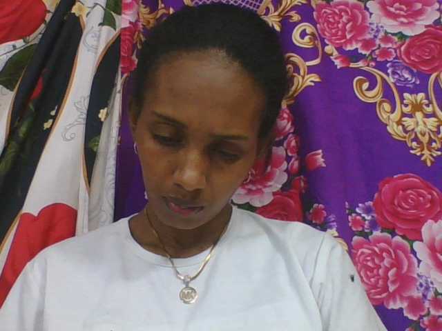 ninie1a live cam on BongaCams