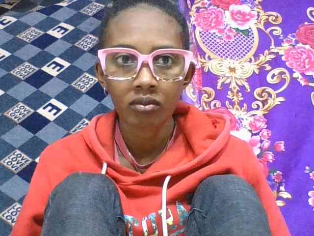 Ninie1a - Girl 