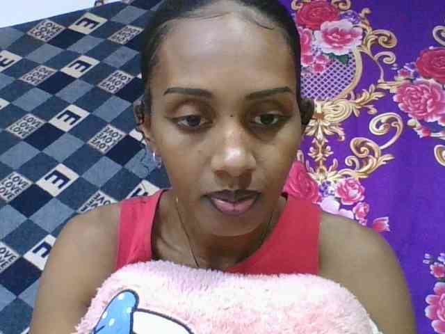 ninie1a Sex Cam Show