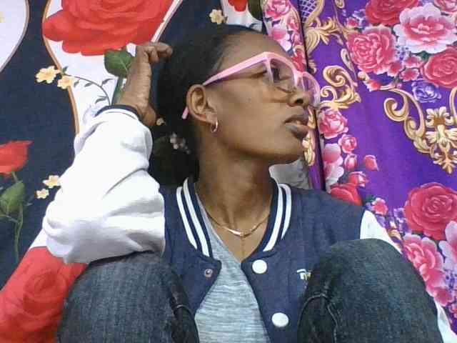 ninie1a ninie1a