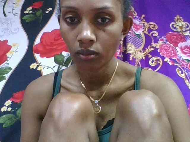 Ninie1a's cam show statistics and live stream