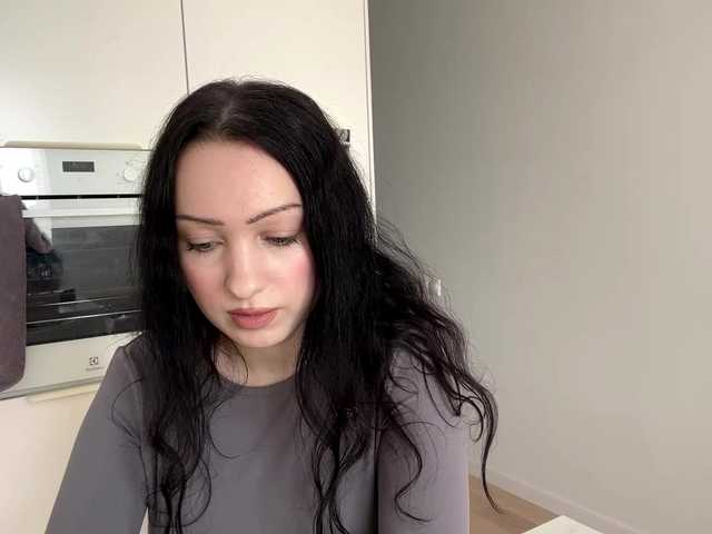 MeowAlika live cam on BongaCams