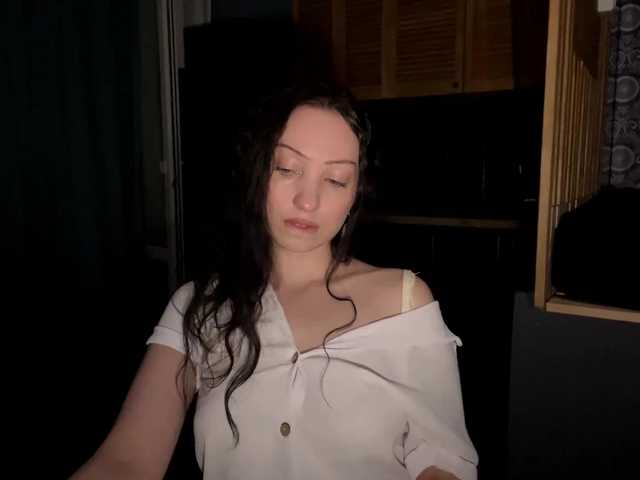 MeowAlika live cam on BongaCams