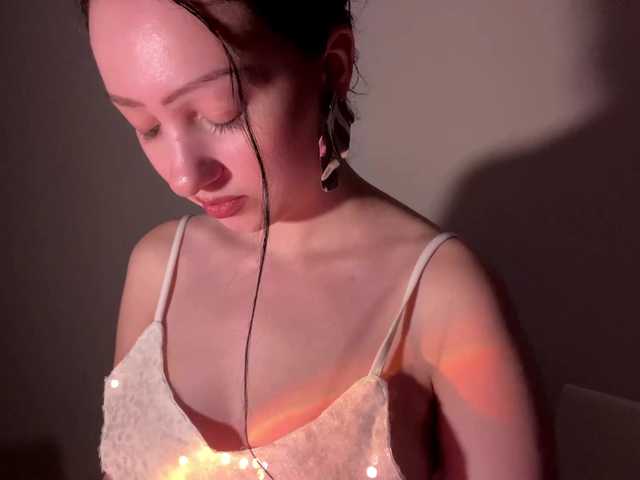 MeowAlika live cam on BongaCams