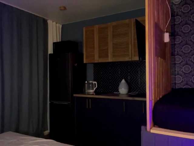 MeowAlika live cam on BongaCams