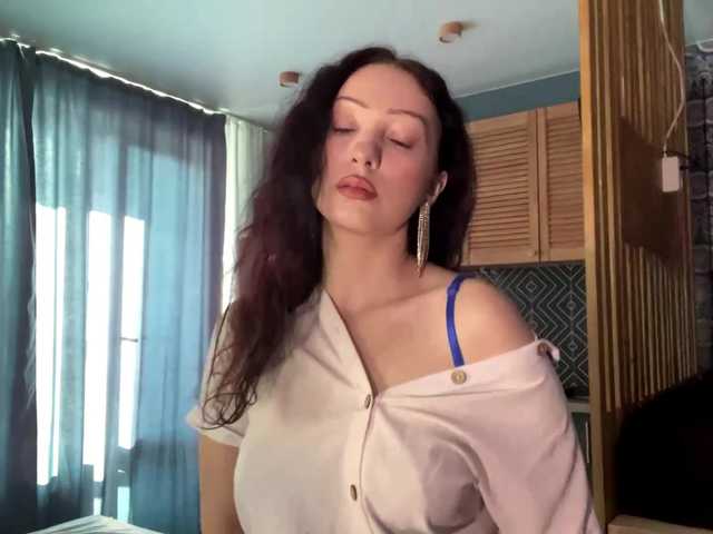 MeowAlika live cam preview