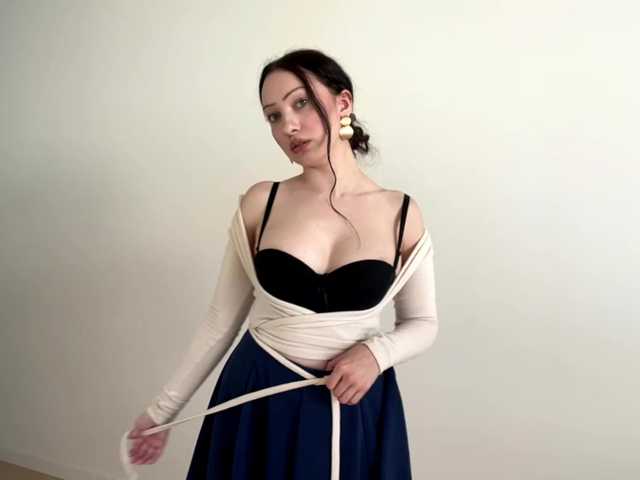MeowAlika live cam on BongaCams