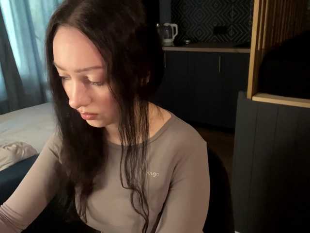 MeowAlika live cam on BongaCams