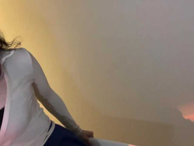 MeowAlika live cam on BongaCams