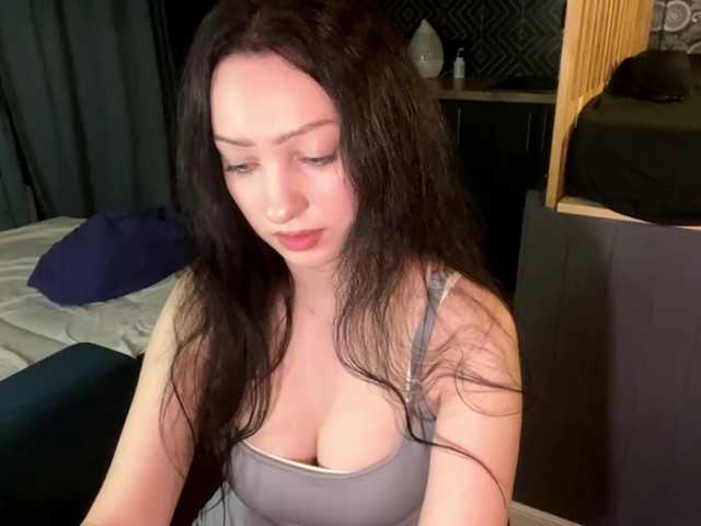 MeowAlika live cam on BongaCams